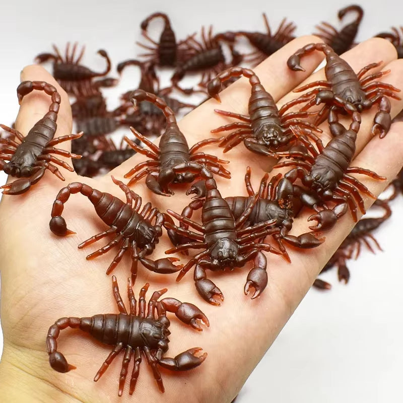 Special Lifelike Model Simulation Fake Rubber Cock Cockroach Roach Bug Roaches Toy Prank Funny Trick Joke Toys April Fools Prank